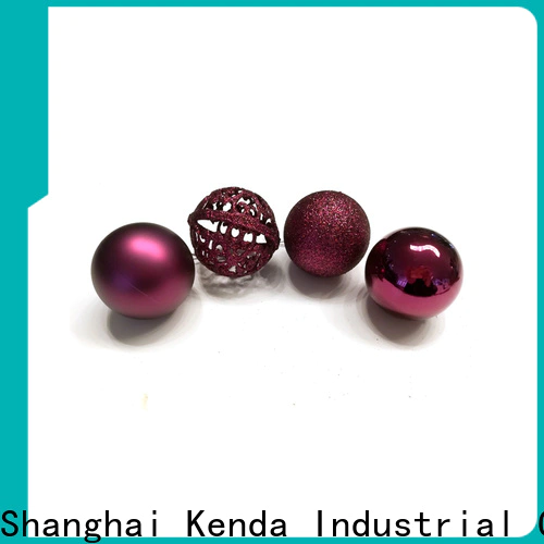 Kenda red christmas balls producer